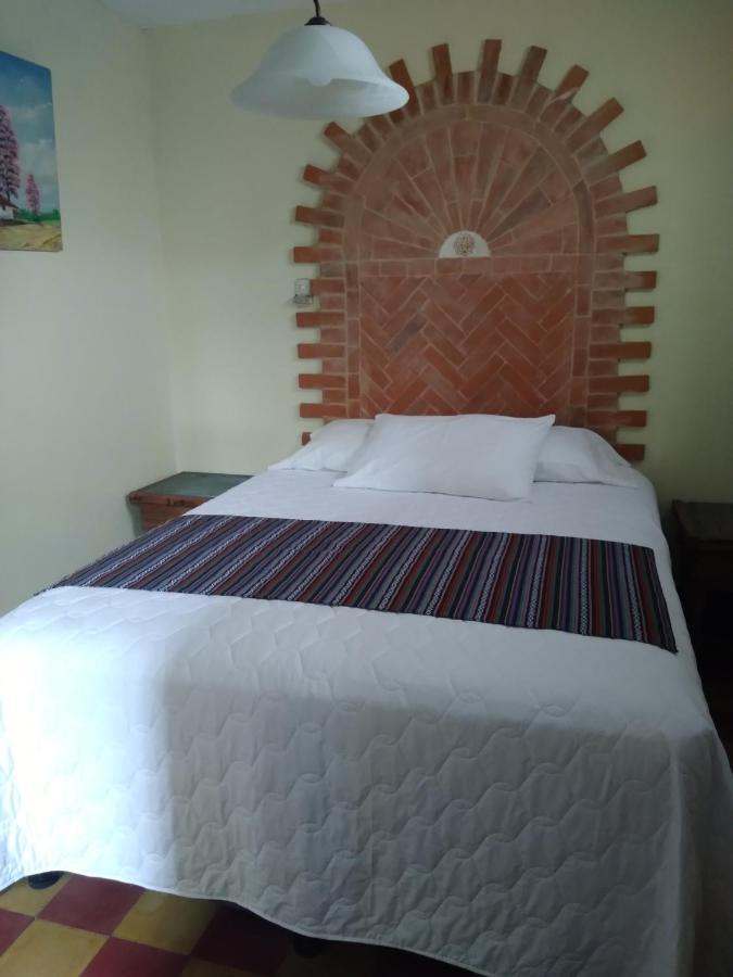 Hotel Acatenango Inn Antigua Εξωτερικό φωτογραφία