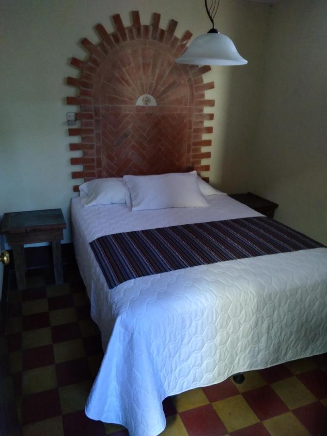 Hotel Acatenango Inn Antigua Εξωτερικό φωτογραφία