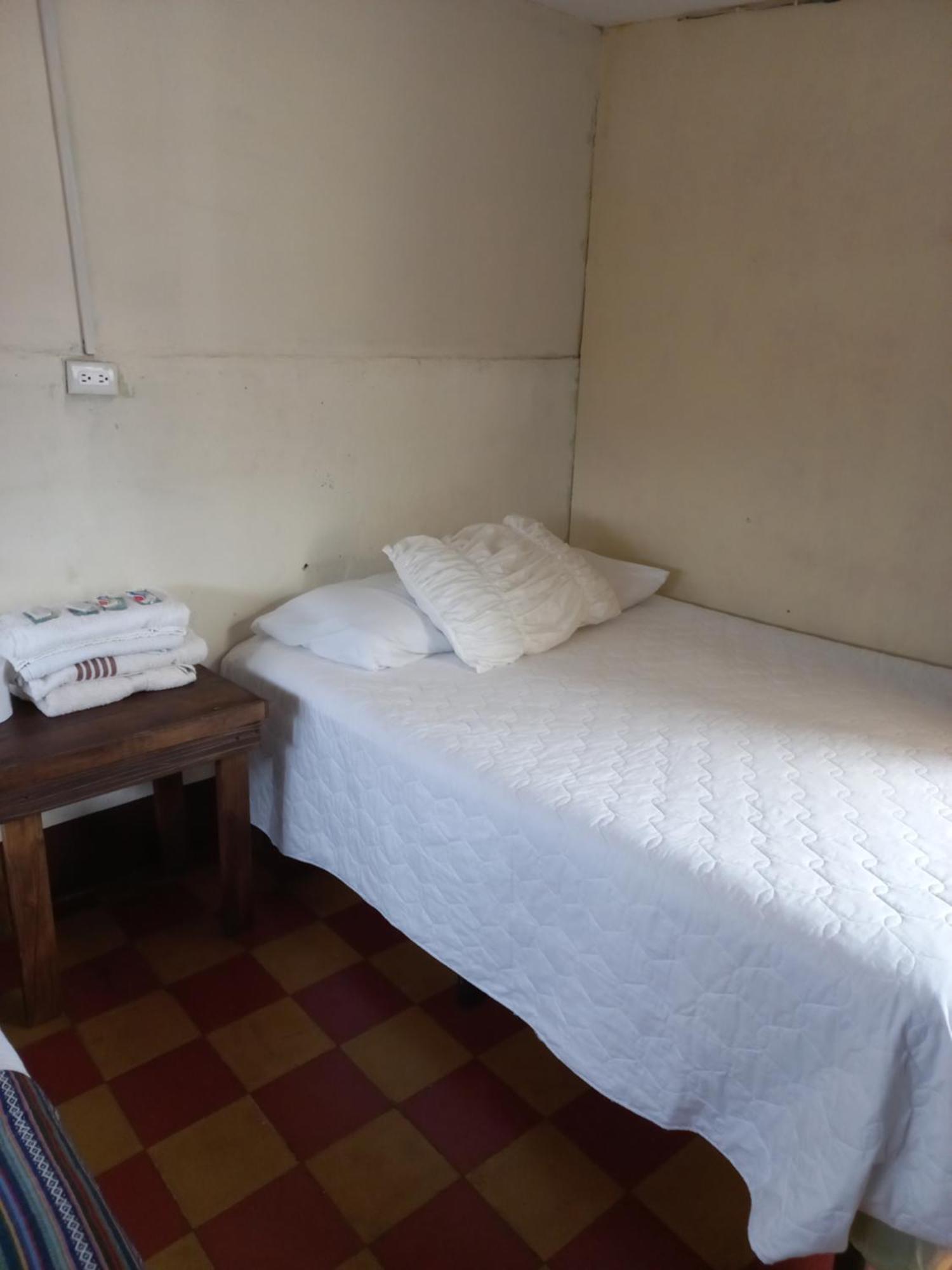 Hotel Acatenango Inn Antigua Εξωτερικό φωτογραφία
